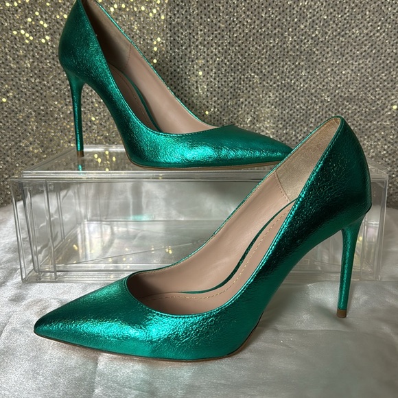 Zara Shoes - Zara woman 39 metallic foil green teal high heels 8